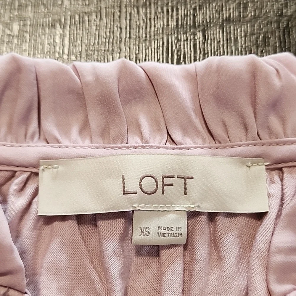 🦜 LOFT silky peasant Blouse 🦜